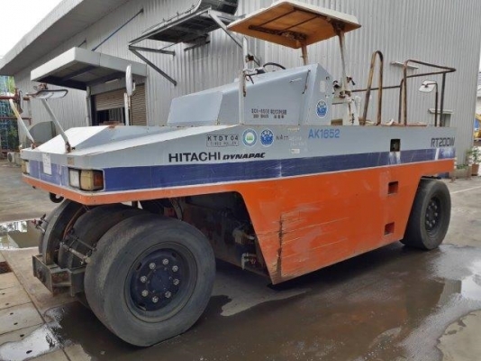 ขายรถบด 7 ล้อยางเก่านอก RT200W สนใจโทร 061-4194021 ภู