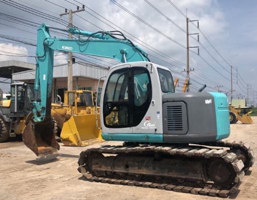 ขายรถขุด KOBELCO SK135SR นำเข้าเองจากญี่ปุ่น สภาพสวยพร้อมใช้ มีVDOการทำงานครับ