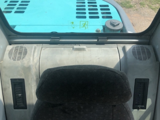 ขายรถขุด KOBELCO SK135SR นำเข้าเองจากญี่ปุ่น สภาพสวยพร้อมใช้ มีVDOการทำงานครับ