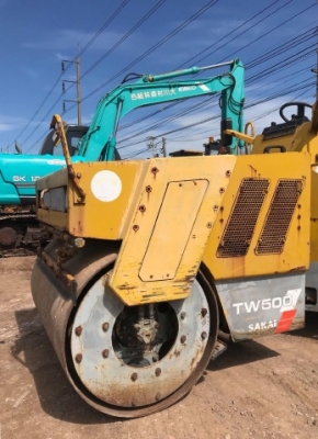 ขายรถบด SAKAI TW500 (บดสั่นสะเทือน ขนาด 5 ตัน) นำเข้าเองจากญี่ปุ่น สภาพสวยพร้อมใช้ มีVDOการทำงานครับ