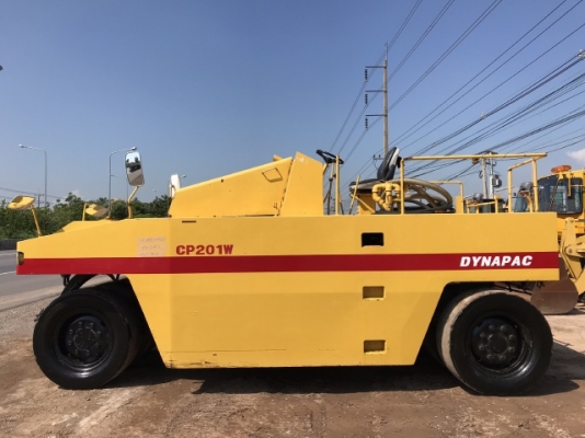 ขายรถบด 7 ล้อ DYNAPAC CP201W นำเข้าเองจากญี่ปุ่น สภาพสวยพร้อมใช้  มีVDOการทำงานครับ