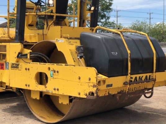 ขายรถบด SAKAI SW850 (2,XXX ชั่วโมง) นำเข้าเองจากญี่ปุ่น สภาพสวยพร้อมใช้ มีVDOการทำงานครับ