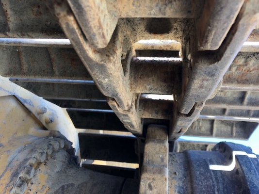 รถดันดิน ยี่ห้อ CAT รุ่น D4H #9GJ01866