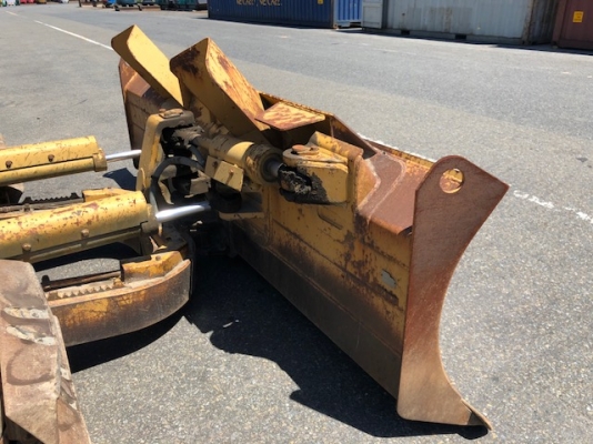 รถดันดิน ยี่ห้อ CAT รุ่น D4H #9GJ01866