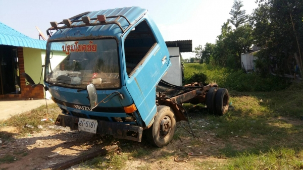 ขาย ISUZU 6ล้อ 110 หัวคัตชี วางหัว115 ใม่มีเอกสาร
