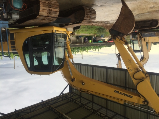 ขายคับKomatsu PC130-6Kสภาพเก่านอก 8พันชั่วโมง ขายคับKomatsu PC130-6Kสภาพเก่านอก 8พันชั่วโมง