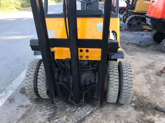 Toyota fg18สภาพดีเก่าญี่ปุ่น มีใบอินวอยไม่เคยใช้ในไทย งากระดก ล้อหน้าคู่เครื่องเบนซิน ยกสูง 3 เมตรยกหนัก 1.8 ตัน Toyota fg18สภาพดีเก่าญี่ปุ่น มีใบอินวอยไม่เคยใช้ในไทย งากระดก ล้อหน้าคู่เครื่องเบนซิน ยกสูง 3 เมตรยกหนัก 1.8 ตัน