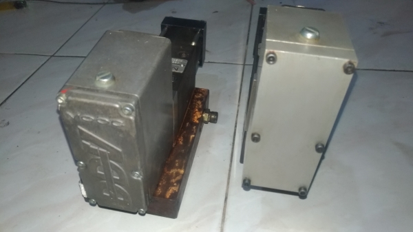 วาลฺ์ว เซอร์โว MOOG มือสองสภาพดีมี2ตัวครับ