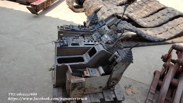 FROM JAPAN CONTROL ชุดคอนโทรล สำหรับรถขุดไซค์ 60 ,120 ,200 :สินค้าเก่านอก ราคาเพียง(ชุดละ) 6,500 บาท FROM JAPAN CONTROL ชุดคอนโทรล สำหรับรถขุดไซค์ 60 ,120 ,200 :สินค้าเก่านอก ราคาเพียง(ชุดละ) 6,500 บาท