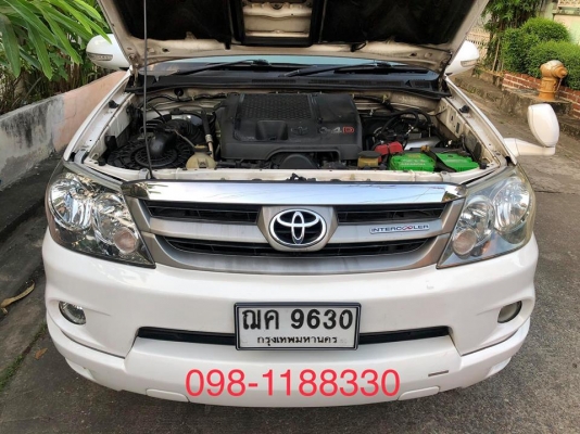 09 โตโยต้า ฟอจูนเนอร์ 3.0 V 4WD TRD ไมล์ 17x,xxx กม. เกียร์ออโต้ Option