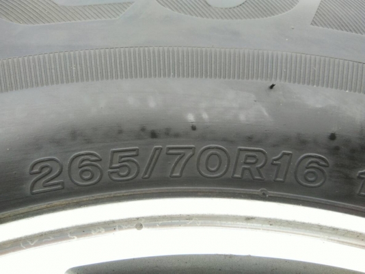 ขายแม็ก TOYOTA พร้อมยาง 265/70R16 บริดจสโตน ปี15 สวยๆคุ้มๆ ชุดละ 3900 บาท ขายแม็ก TOYOTA พร้อมยาง 265/70R16 บริดจสโตน ปี15 สวยๆคุ้มๆ ชุดละ 3900 บาท