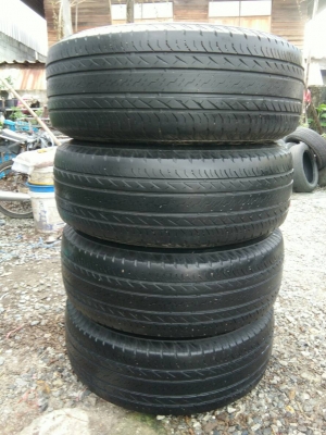 ขายแม็ก TOYOTA พร้อมยาง 265/70R16 บริดจสโตน ปี15 สวยๆคุ้มๆ ชุดละ 3900 บาท