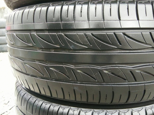 ขายยาง 205/55R16 ไฟร์สโตน ปลายปี17 ดอกยางสวยสดไม่มีปะ ชุดละ 2600 บาท