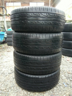 ขายยาง 205/55R16 ไฟร์สโตน ปลายปี17 ดอกยางสวยสดไม่มีปะ ชุดละ 2600 บาท