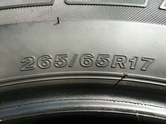 ขายยาง 265/65R17 บริดสโตน ปี17 สวยๆ ชุดละ 3900 บาท ขายยาง 265/65R17 บริดสโตน ปี17 สวยๆ ชุดละ 3900 บาท