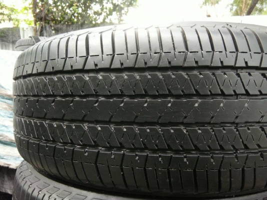 ขายยาง 265/60R18 บริดจสโตน ปี17 ดอกยางสวยคุุ้มๆ ชุดละ 4500 บาท ขายยาง 265/60R18 บริดจสโตน ปี17 ดอกยางสวยคุุ้มๆ ชุดละ 4500 บาท