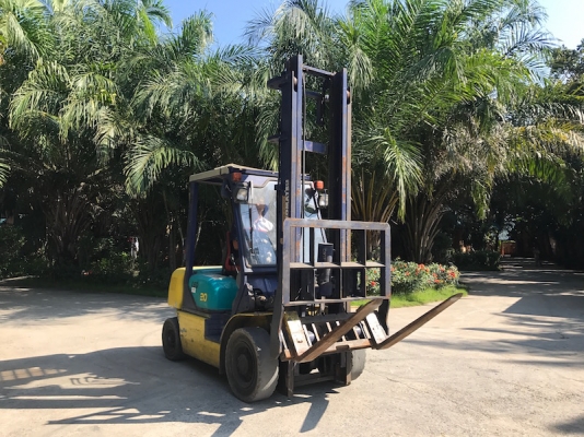 ขายFORKLIFT KOMATSU FD20-12(2ตัน)งากระดก เสา4.0เมตร สวยเดิมจากญี่ปุ่น ยังไม่เคยใช้ในไทย 245,000เท่านั้น!!