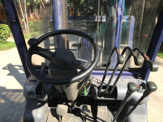 ขายFORKLIFT KOMATSU FD20-12(2ตัน)งากระดก เสา4.0เมตร สวยเดิมจากญี่ปุ่น ยังไม่เคยใช้ในไทย 245,000เท่านั้น!!