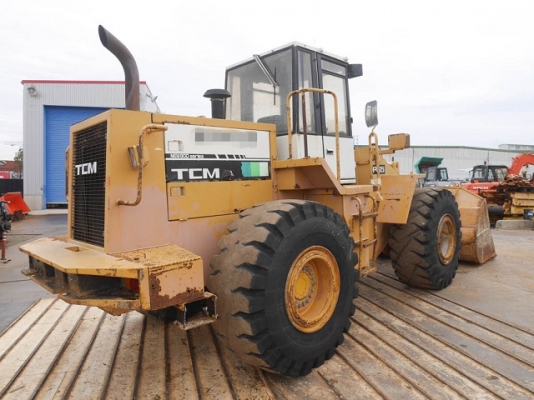 ขายรถตักล้อยาง TCM 865-2 (4,XXX ชั่วโมง) นำเข้าเองจากญี่ปุ่น สภาพสวยพร้อมใช้ ถึงเร็วๆนี้ครับ