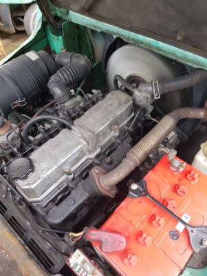 MITSUBISHI FD35 เครื่องดีเซล เกียร์ธรรมดา เสาสูง3เมตร งายาว 2.20เมตร สนใจติดต่อ 0830620223