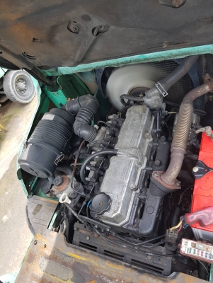 MITSUBISHI FD35 เครื่องดีเซล เกียร์ธรรมดา เสาสูง3เมตร งายาว 2.20เมตร สนใจติดต่อ 0830620223