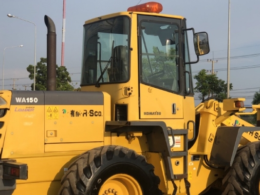 ขายรถตักล้อยาง KOMATSU WA150-3 นำเข้าเองจากญี่ปุ่น สภาพสวยพร้อมใช้ มีVDOการทำงานครับ