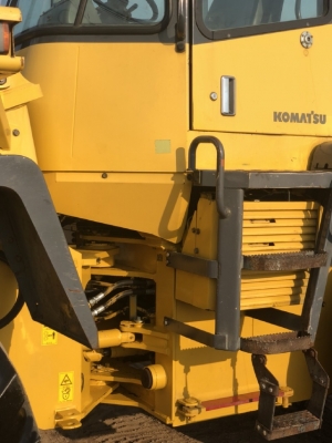 ขายรถตักล้อยาง KOMATSU WA150-3 นำเข้าเองจากญี่ปุ่น สภาพสวยพร้อมใช้ มีVDOการทำงานครับ