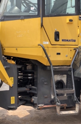 ขายรถตักล้อยาง KOMATSU WA200-6 นำเข้าเองจากญี่ปุ่น สภาพสวยพร้อมใช้ มีVDOการทำงานครับ
