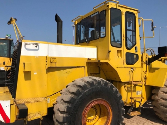 ขายรถตักล้อยาง CAT 950F มีใบมีดดัน นำเข้าเองจากญี่ปุ่น สภาพสวยพร้อมใช้ มีVDOการทำงานครับ
