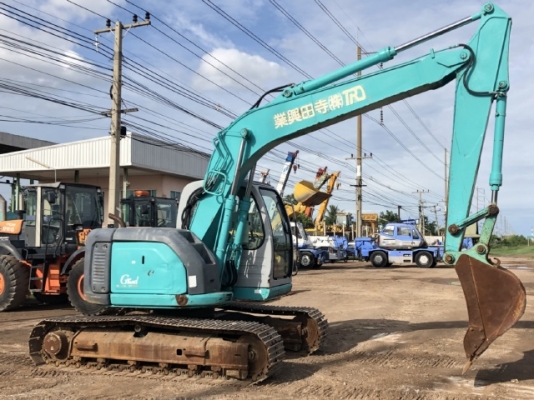 ขายรถขุด KOBELCO SK135SR YY01 ปี 2001 นำเข้าเองจากญี่ปุ่น สภาพสวยพร้อมใช้ มีVDOการทำงานครับ