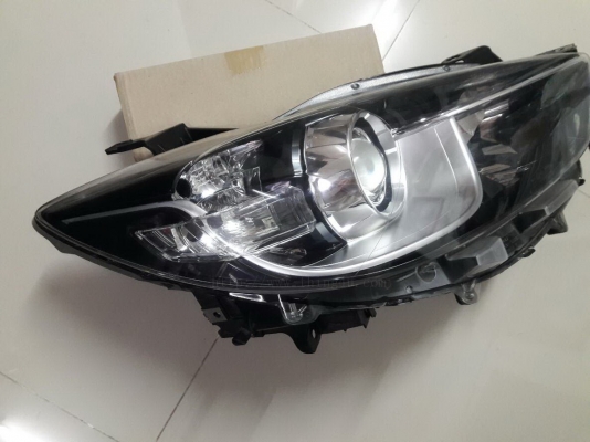 ไฟหน้า Mazda CX-5 ตัวแรก คู่ซ้าย-ขวา สภาพดี