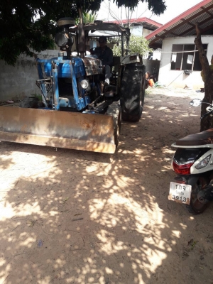 ขาย 235,000 รถไถ FORD 6610 เสื้อลาย เอกสารเล่มทะเบียน อุปกรณ์ครบ ใบดัน ผาน 6 เครื่องดี เกียร์ดี ยางดีพอใช้ รถพร้อมใช้งาน รถอยู่ มหาสารคาม 090-772-3710 090-772-3708