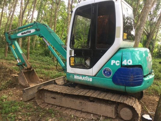 รถแบคโฮ KOMATSU PC40-7 สภาพสวยพร้อมใช้งาน รถแบคโฮ KOMATSU PC40-7 สภาพสวยพร้อมใช้งาน