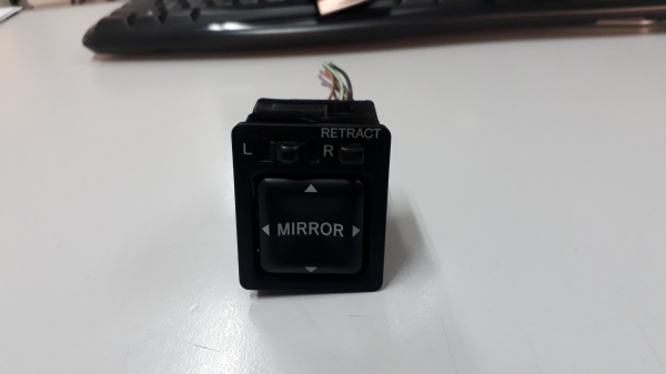 สวิทช์ปรับกระจกมองข้าง TOYOTA PREVIA TCR10 TCR20 สวิทช์ปรับกระจกมองข้าง TOYOTA PREVIA TCR10 TCR20