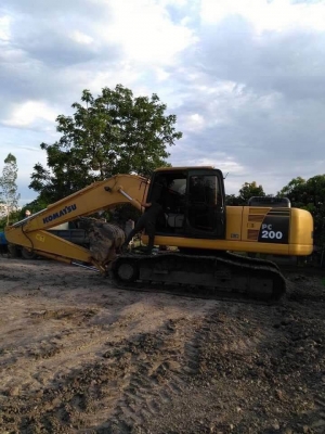 ขาย 1,390,000  KOMATSU pc 200-8  ไฟฟ้าครบ รถทำงาน 10,600 ชม. เครื่องดี ปั๊มดี เอวแน่น ช่วงล่างเต็ม รถสวยพร้อมใช้ เอกสารแจ้งจำหน่าย รถอยู่ ขอนแก่น 064-191-1112