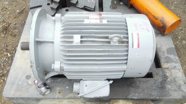 มอเตอร์ไฟฟ้า Mitsubishi 20 HP 6 POLE 960 RPM 380V รอบช้าแบบหน้าแปลนของเก็บสแปร์ ของใหม่เก่าเก็บ 100\ มอเตอร์ไฟฟ้า Mitsubishi 20 HP 6 POLE 960 RPM 380V รอบช้าแบบหน้าแปลนของเก็บสแปร์ ของใหม่เก่าเก็บ 100\