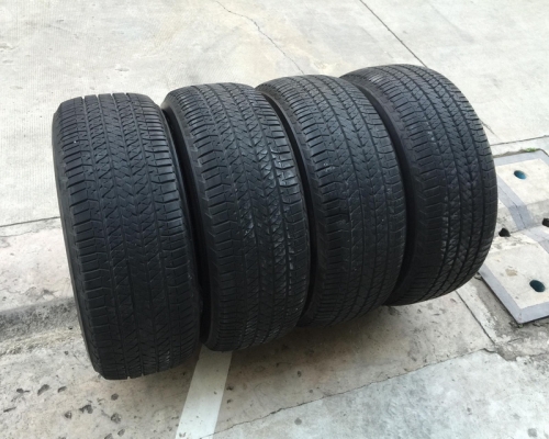 ขอบ18 ยาง Bridgestone265/60/18 สภาพสวยมาก ดอกเต็มหนาๆทุกเส้น ไม่เคยปะ ขอบ18 ยาง Bridgestone265/60/18 สภาพสวยมาก ดอกเต็มหนาๆทุกเส้น ไม่เคยปะ