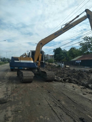 ขายโคมัสสุ PC100-L-3 บูมยาวพร้อมใช้งานใบอินวอยราคา 480,000