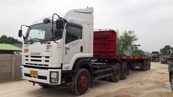 Isuzu 360 แรง ปี 56 สิบล้อหัวลากพร้อมหางพนัส 3 เพลาพื้นเรียบ ปี 49 รถเดิมสภาพนางฟ้า พร้อมใช้งาน