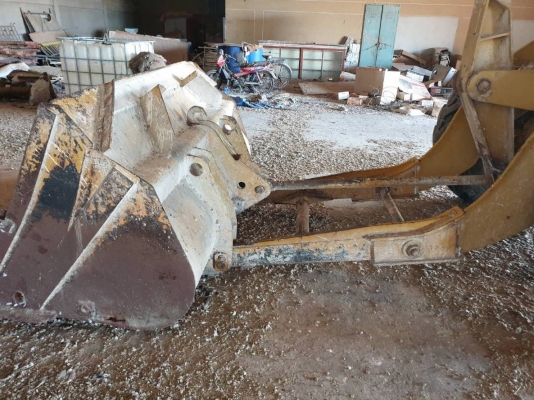 ขารถตักลอยาง