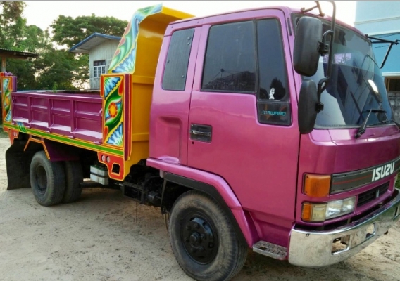 ISUZU ROCKY FRR 195 HP 6HE1 หกล้อดั๊มพ์ เครื่องแรงดีมากครับไม่มีเยิ้ม หัวเก๋งบางเดิมภายในเก๋งสวยครบ ISUZU ROCKY FRR 195 HP 6HE1 หกล้อดั๊มพ์ เครื่องแรงดีมากครับไม่มีเยิ้ม หัวเก๋งบางเดิมภายในเก๋งสวยครบ