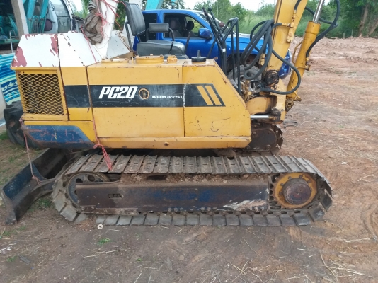 ขายด่วน KOMATSU PC20-3 สภาพพร้อมลุยงาน เครื่องปั้มดีเยี่ยม แรงเร็วไม่มีโหลด สนใจสอบถาม 093 0764943 คุณ ตั้ม