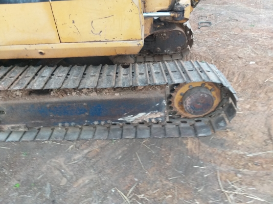 ขายด่วน KOMATSU PC20-3 สภาพพร้อมลุยงาน เครื่องปั้มดีเยี่ยม แรงเร็วไม่มีโหลด สนใจสอบถาม 093 0764943 คุณ ตั้ม