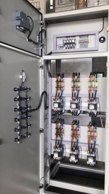 ขายตู้ Mdb Main sir circuit breaker 1250A พร้อม breaker ย่อย 13 ตัว cap bank 40kvar x 6step Pipat 0982641749