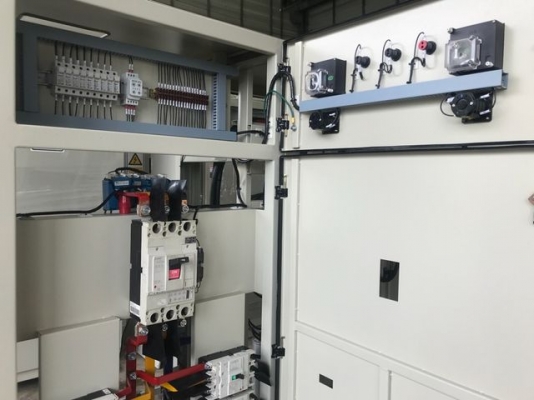 ขายตู้ Mdb Main breaker Mitsubishi 400A พร้อม bresker ย่อย 6 ตัว Pipat 0982641749