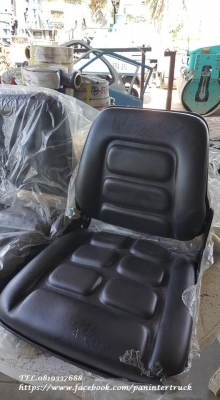 สินค้าใหม่แกะกล่อง ยังไม่เคยใช้งานNEW SEAT-UNI* BF1-2 /เบาะรถ (แบบธรรมดา) ราคาเพียง(ตัวละ)4,900 บาท