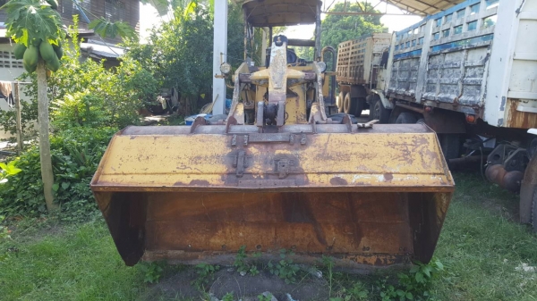 ขาย รถตัก KOMATSU JH30B เครื่องดี เกียร์ดี ต่อแขน ขยายบุ้งกี๋เรียบร้อย