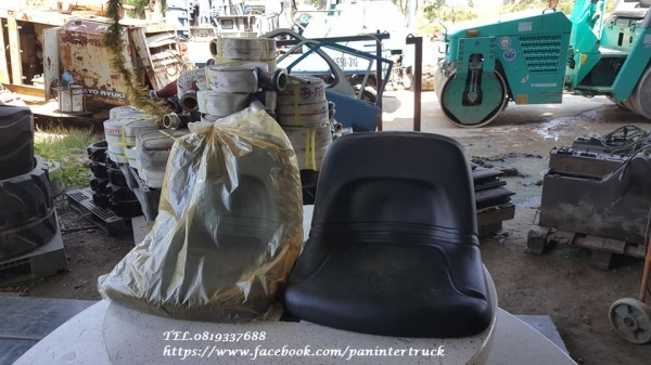 สินค้าใหม่แกะกล่อง ยังไม่เคยใช้งานNEW SEAT -UNI*BF1-2 /เบาะรถ (แบบธรรมดา) ราคาเพียง(ตัวละ) 4,900 บาท