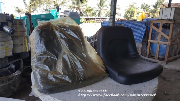 สินค้าใหม่แกะกล่อง ยังไม่เคยใช้งานNEW SEAT -UNI*BF1-2 /เบาะรถ (แบบธรรมดา) ราคาเพียง(ตัวละ) 4,900 บาท