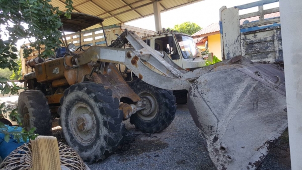 ขาย รถตัก KOMATSU JH30B เครื่องดี เกียร์ดี ต่อแขน ขยายบุ้งกี๋เรียบร้อย